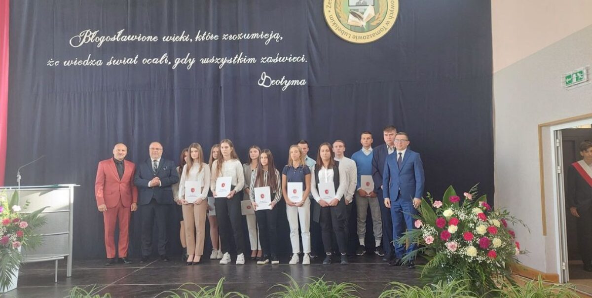 STYPENDIA STAROSTY TOMASZOWSKIEGO