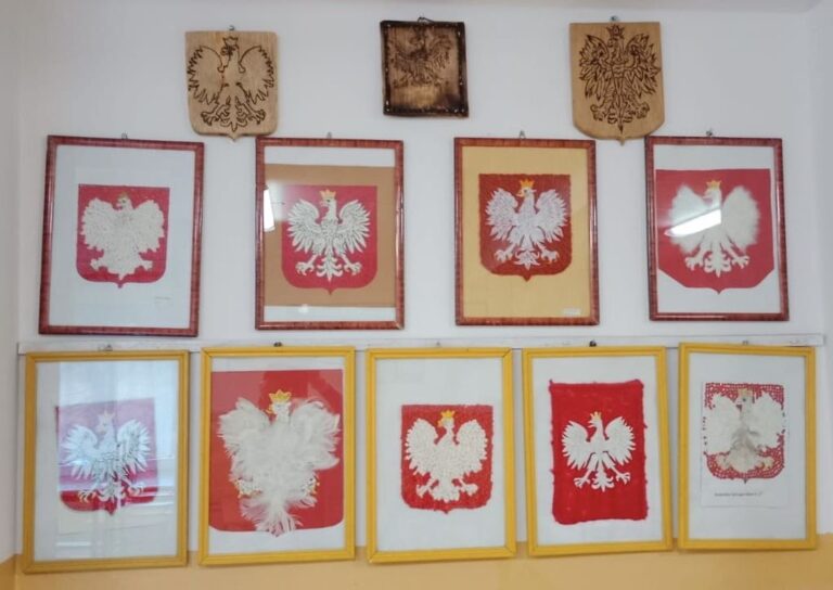 Read more about the article SZKOLNY KONKURS NA WYKONANIE GODŁA