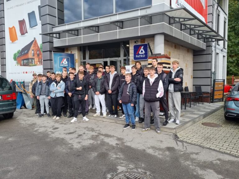Read more about the article ZAJĘCIA ZAWODOZNAWCZE U LOKALNYCH PRACODAWCÓW. FIRMA PATRO
