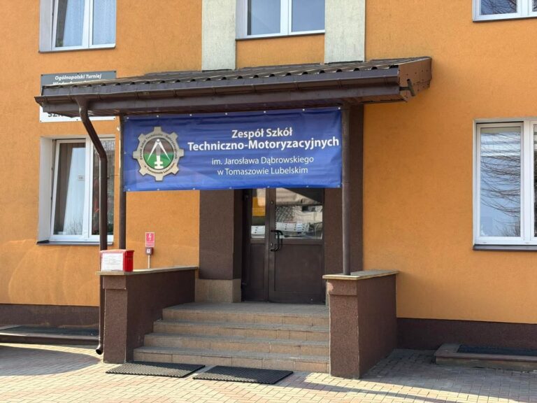 Read more about the article DZIEŃ OTWARTY W ZSTM